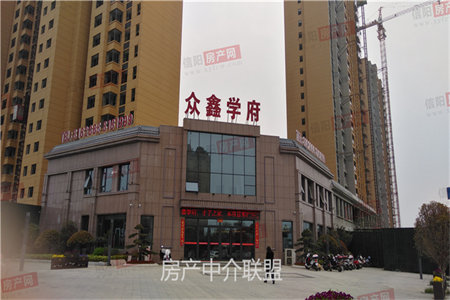御景华庭3室2厅2卫70万125m2出售
